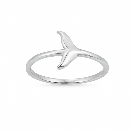 Sleek Elegance Ring - MIOR JEWELS