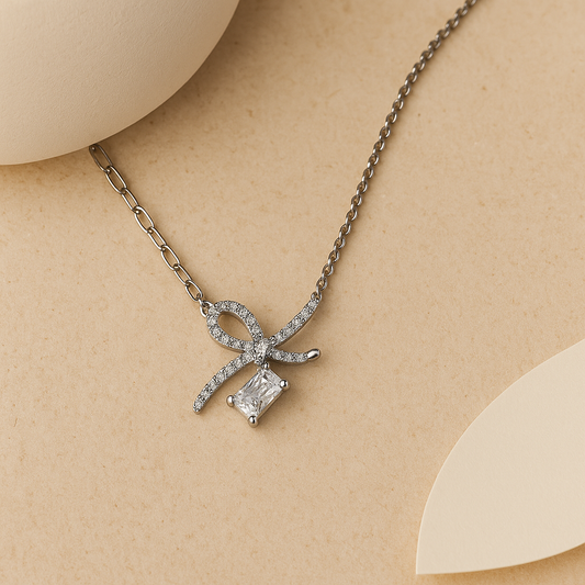 Twilight Ribbion Chain Pendant