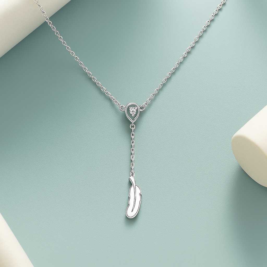 Feathered Grace Chain Pendant - MIOR JEWELS