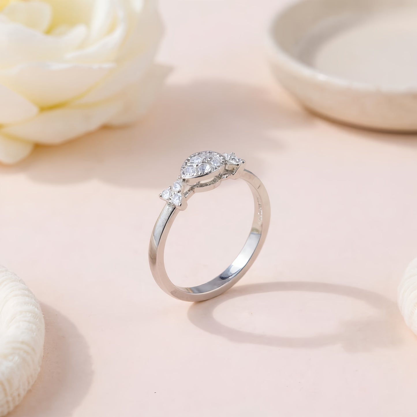 Delicate Loop Ring - MIOR JEWELS