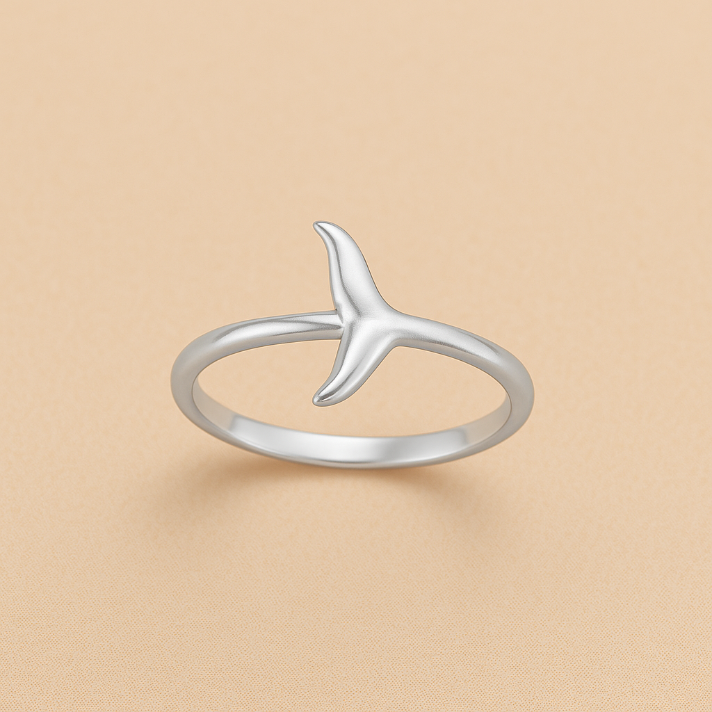 Sleek Elegance Ring - MIOR JEWELS