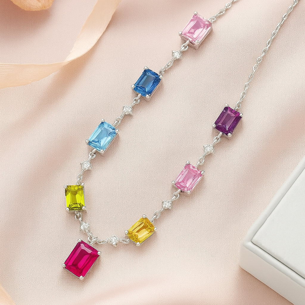 Geometric Stone Chain Pendant - MIOR JEWELS