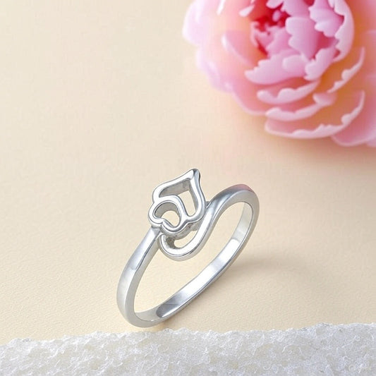 Graceful Silver Ring - MIOR JEWELS