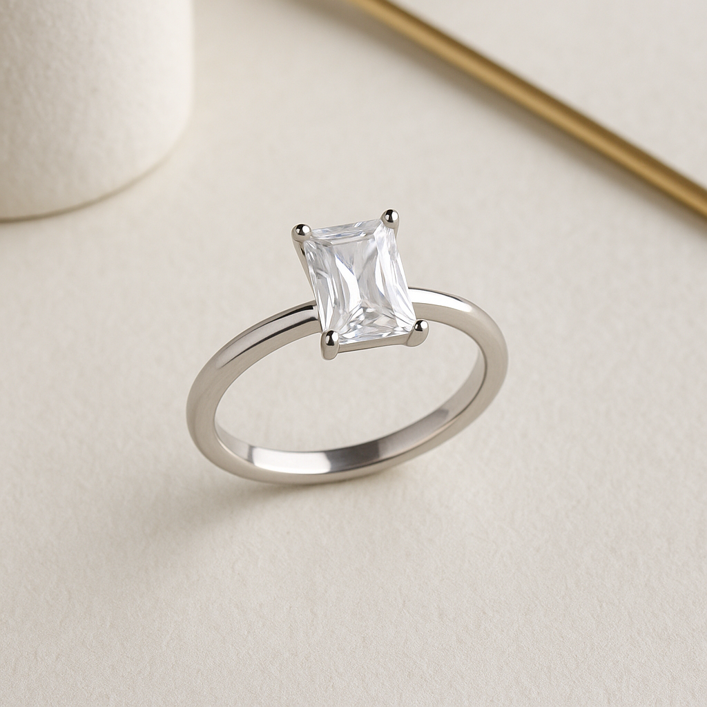 Clear Dream Luxe Ring - MIOR JEWELS