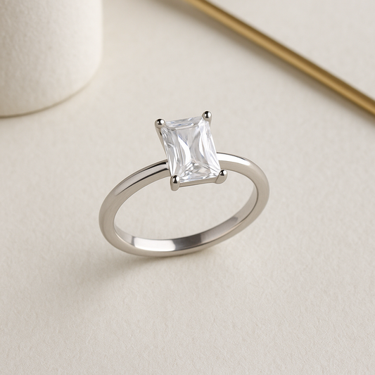 Clear Dream Luxe Ring - MIOR JEWELS