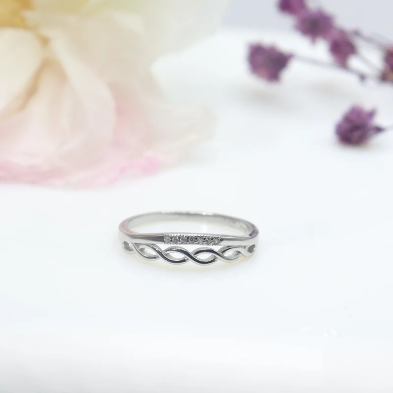 Silver Symphony Ring