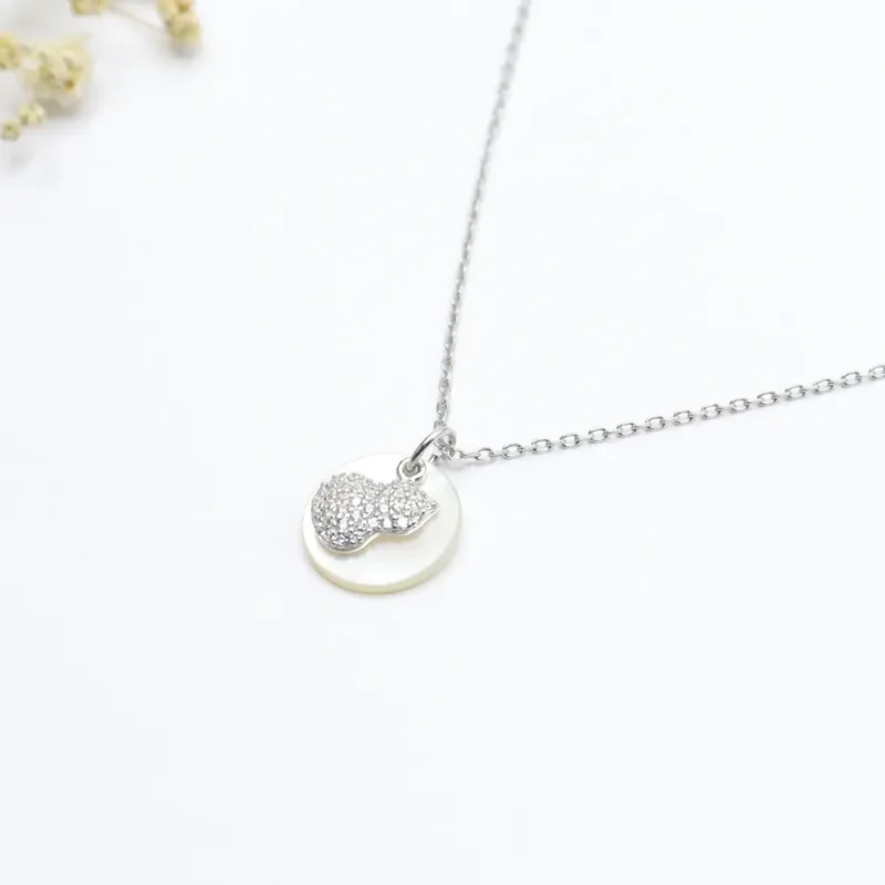 Pearl Disc Chain Pendant - Image 2