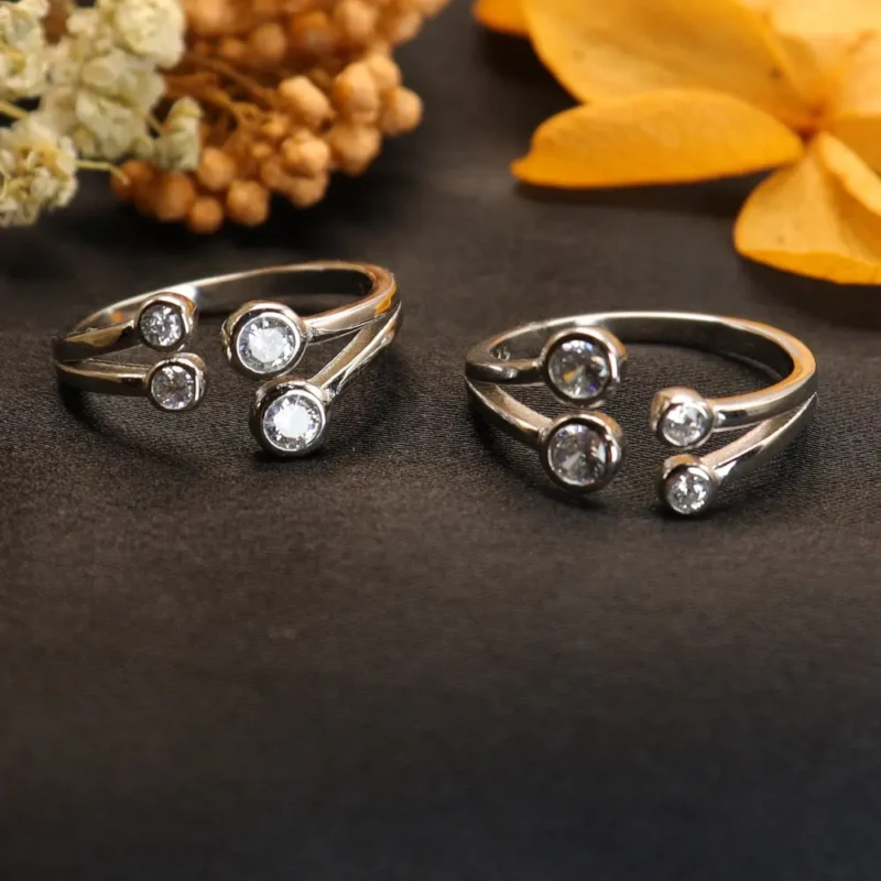 Dewdrop Charm Toe Rings Pair